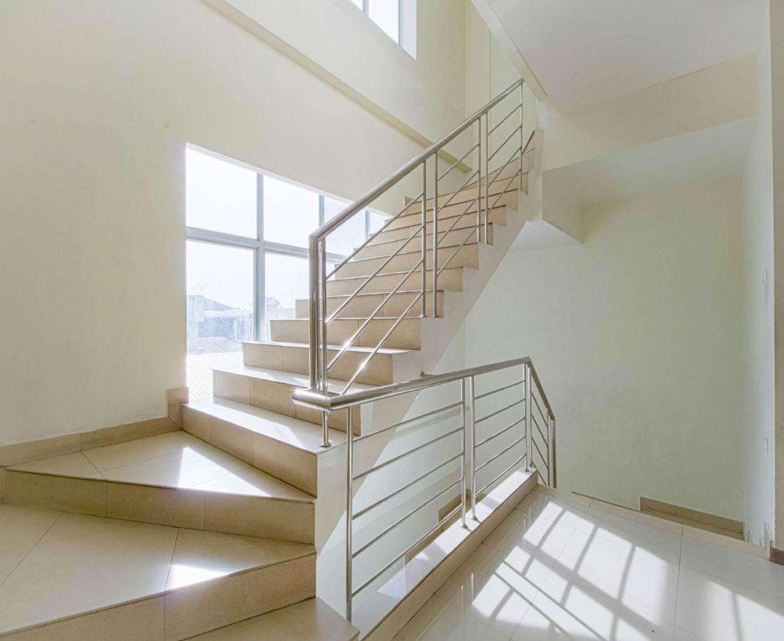 Putra Mulia Hotel מדאן מראה חיצוני תמונה