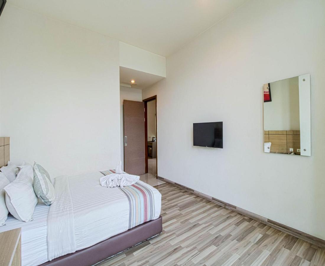 Putra Mulia Hotel מדאן מראה חיצוני תמונה