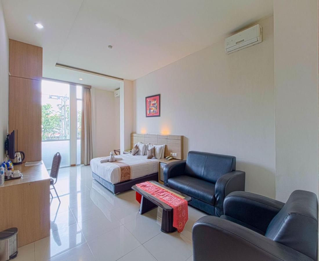 Putra Mulia Hotel מדאן מראה חיצוני תמונה